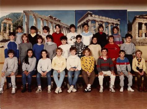 Photo de classe 6ème de 1983 Collège Jean Moulin Copains d avant