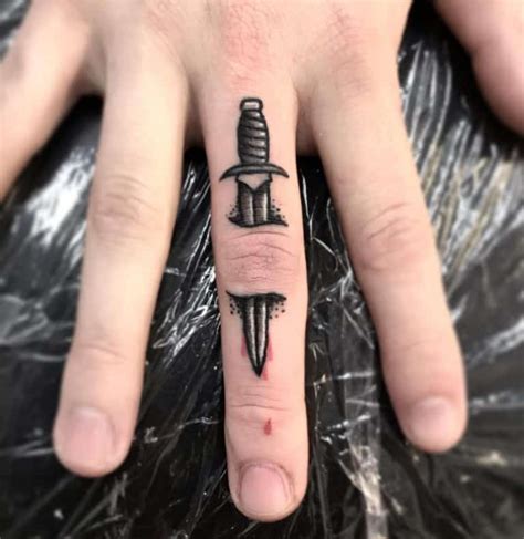 Las 70 mejores ideas para tatuajes con dedos pequeños inspiración 2023
