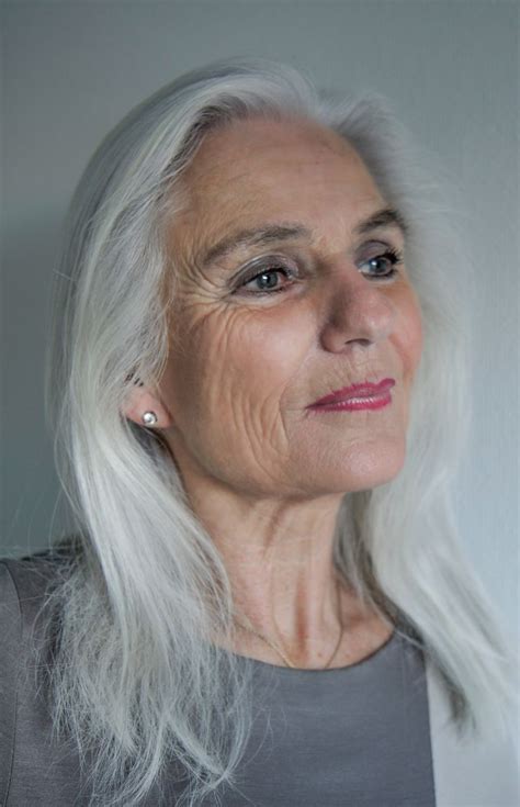 Pin By Chelin On Grey Grace Long Gray Hair Silver Haired Beauties