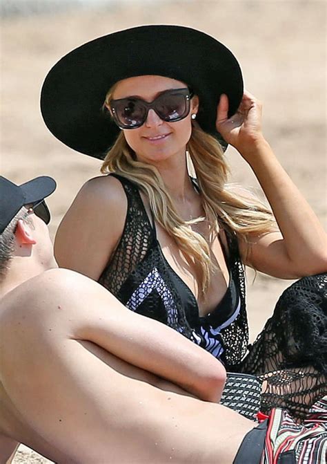 Paris Hilton And River Viiperi On Vacation In Maui 03 Gotceleb