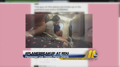 Couples Breakup On Flight Goes Viral Thanks To Passengers Tweets Abc13 Houston