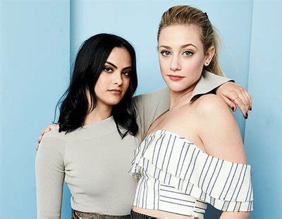 Lili Reinhart Riverdale Se Rebela Contra Cosmopolitan Por Retocar