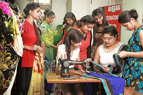 1 Year Diploma In Fashion Designing After 12th Best Institute For