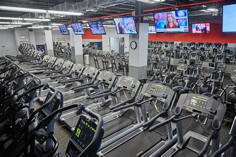 Popular Wallet Friendly Gym Blink Fitness Opens Their Newest Queens