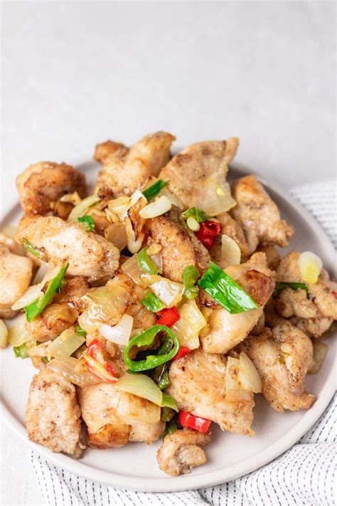 Steps to make it in a bowl, marinate the chicken with the light soy sauce, dark soy sauce, 1 1/2 teaspoons rice wine or dry sherry, pepper, and 3 teaspoons cornstarch, adding the cornstarch last. Chinese Salt and Pepper Chicken Recipe - The Dinner Bite