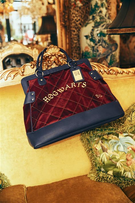 Harry potter and the philosopher's stone. Peter Alexander launches a Harry Potter PJ collection ...