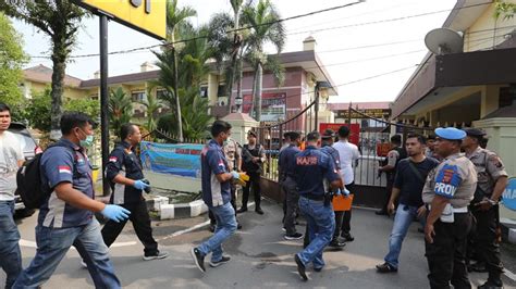 Polisi Tangkap Empat Orang Di Banten Dan Jawa Tengah Pasca Bom Medan