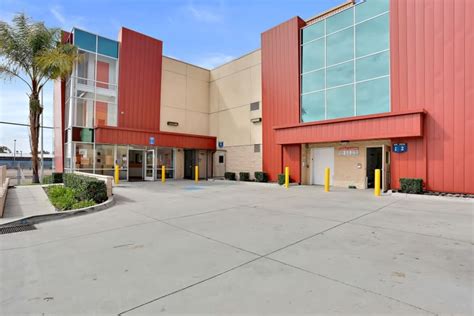 Photos Of A 1 Self Storage In Mission Hills San Diego California