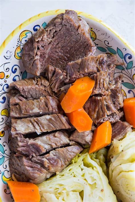 Your pressure cooker or instant pot is the easiest and fastest way to make tender and juicy corned beef and cabbage. Instant Pot Corned Beef and Cabbage - The Roasted Root
