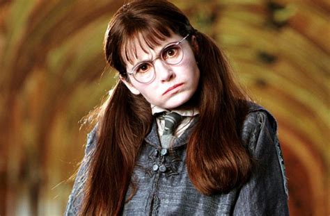 Không thể tin nổi đây chính là Myrtle Khóc Nhè trong Harry Potter
