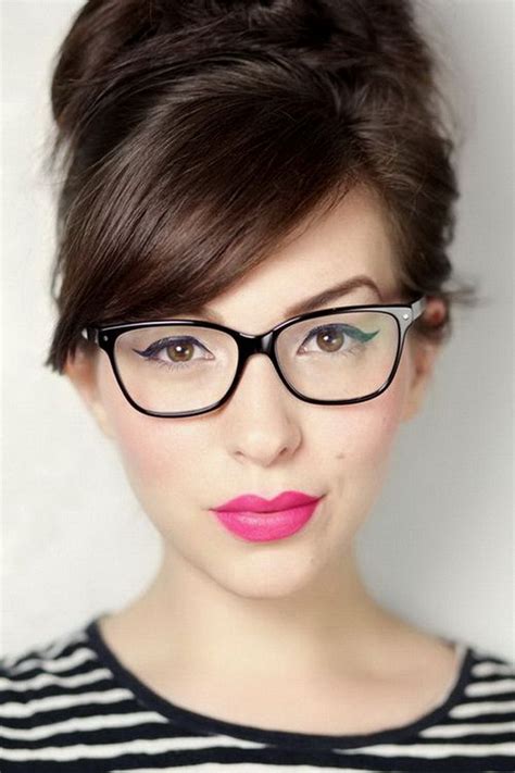 24 Easy To Do Hairstyles With Bangs And Glasses Hairstyles For Women
