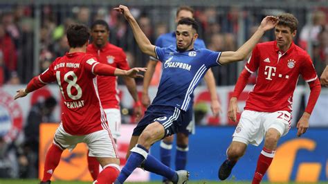 The german league kicks off on friday as the champs host schalke. Prediksi Skor Bayern Munchen vs Schalke 04 | Prediksi Terkini