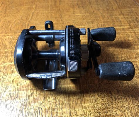 Vintage Daiwa Procaster Magforce PMF Bait Cast Fishing Reel Very