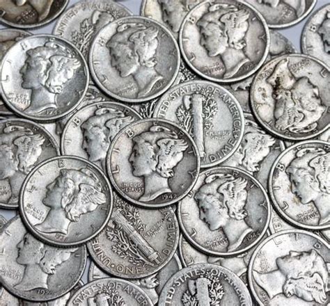 Lot Of 52 Silver Dimes With 40 Mercury Dimes And 12 Pre 1965