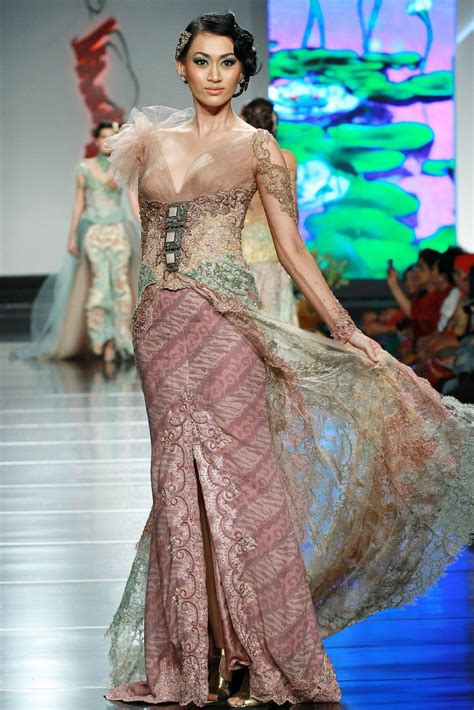 anne avantie kebaya lace kebaya brokat batik kebaya batik dress javanese wedding indonesian