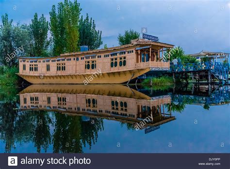 Houseboats Dal Lake Srinagar Kashmir Jammu And Kashmir State Stock