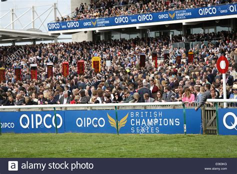 2000 Guineas Newmarket Hi Res Stock Photography And Images Alamy