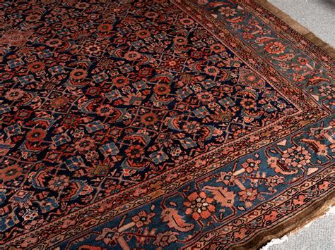 Antique Sarab Or Bakshaish Room Size Oriental Rug
