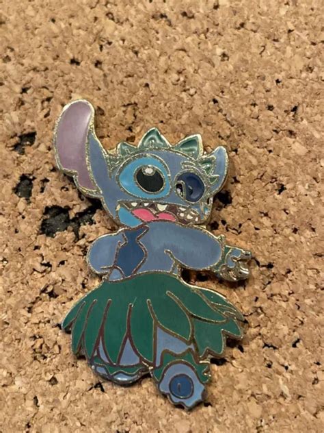 Disney Stitch Naughty And Nice Pin Limited Edition Set Of 2 Le 500
