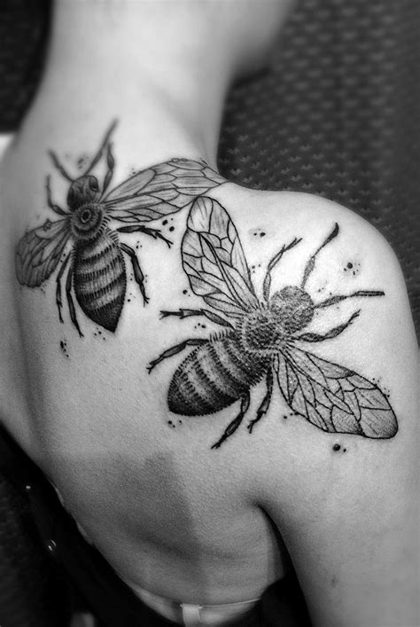 17 Best Images About Honey Bee Tattoo On Pinterest Bee Illustration
