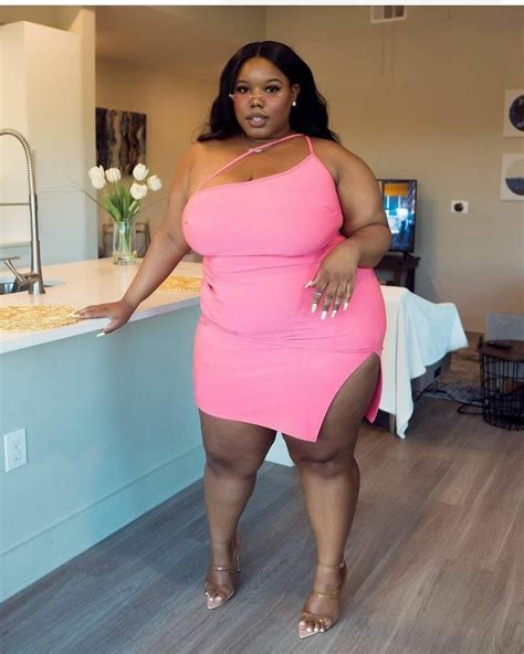 Big Beautiful Black Girls On Instagram “ig Meechferguson On Wednesday’s We Wear Pink 💗
