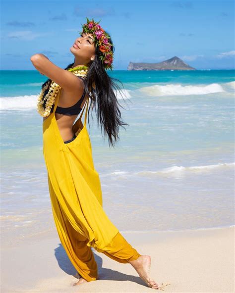 nicole scherzinger in bikini at a beach in hawaii instagram pictures 07 01 2019 hawtcelebs