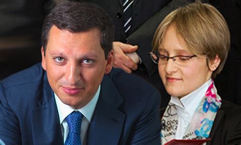Оппозиционный политик, бывший депутат госдумы дмитрий гудков уехал из россии в украину. Семья "зятя Путина" вошла в рейтинг богатейших семейных ...