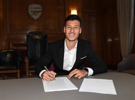 how much did arsenal pay for gabriel martinelli