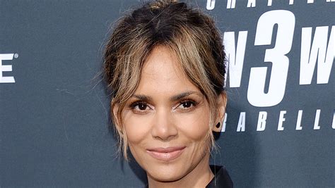 Halle Berry Stuns Mid Air In Tight Spandex Showing Insane Body