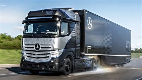 Mercedes Benz Gen H2 Fuel Cell Hydrogen Truck 2022