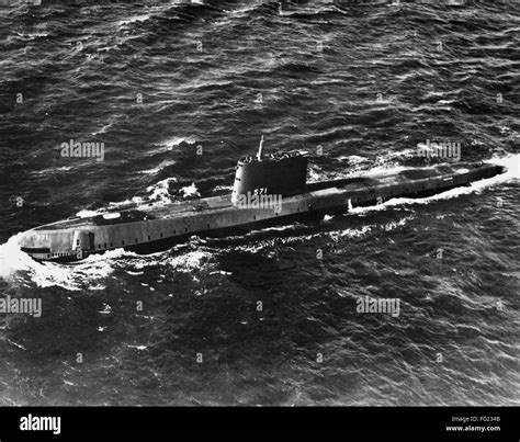 submarine uss nautilus nthe uss nautilus ssn 571 the world s first nuclear submarine