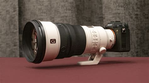 Sony Unveils Worlds Lightest F28 Telephoto Lens For Sports And Wildlife Shooters Techradar
