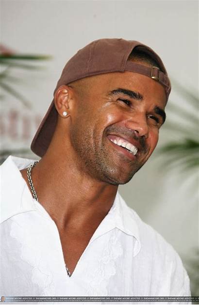 Moore Shemar Theplace2