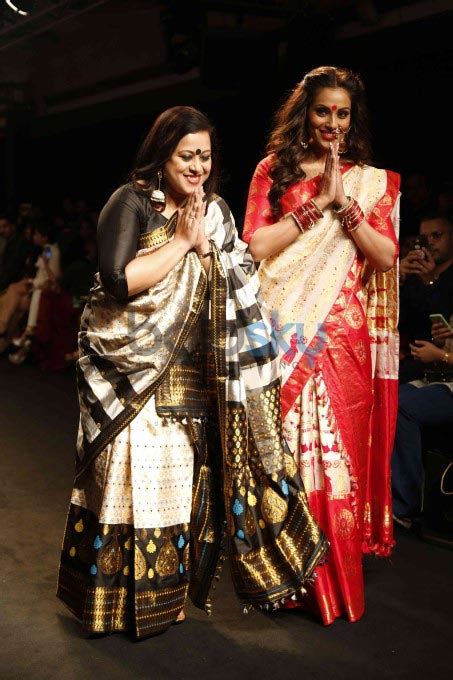 Bipasha Basu Walks For Sanjukta Dutt At Lakme Fashion Week 2016 Boldsky