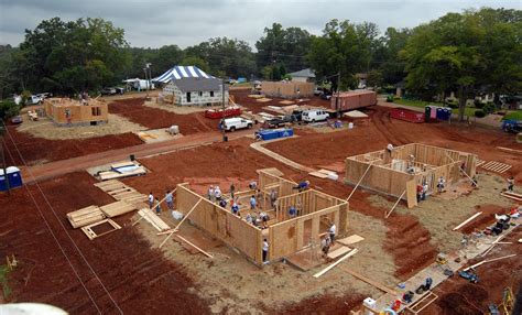 The chattahoochee national park conservancy (cnpc) is the official friends group for the chattahoochee river national recreation area (crnra) in metro atlanta. Chattahoochee Fuller Center Project sets a thriving ...