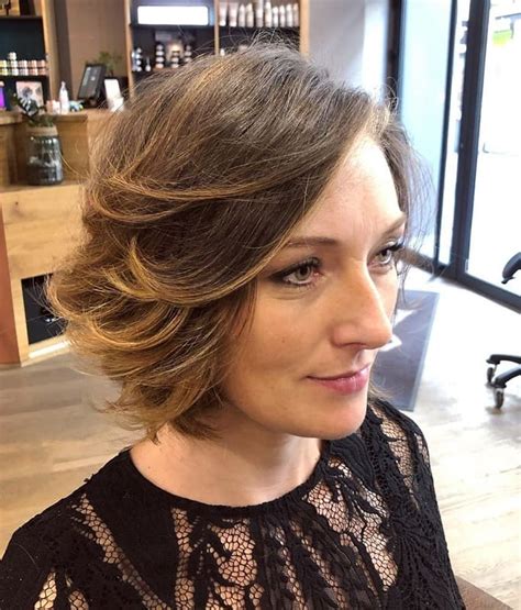 35 Stately Short Layered Bob Hairstyles To Try In 2022 2022