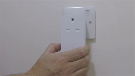 How to place an Amazon Smart Plug in Setup mode - YouTube
