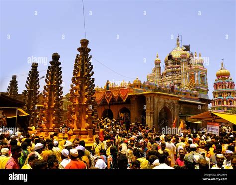 Jejuri Maharashtra India May 29 2022 Hindu Devotees Gather To