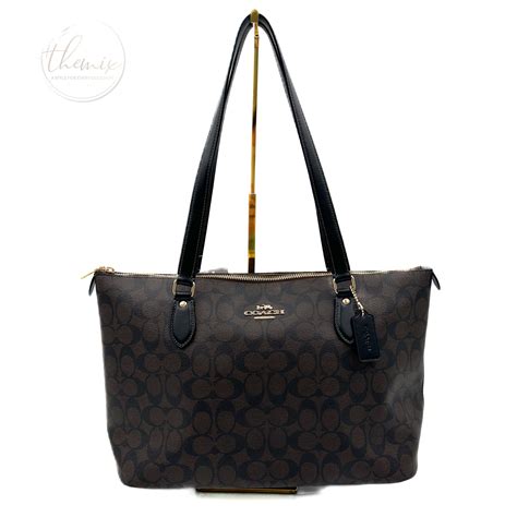 Coach Signature Zip Tote The Mix Belize