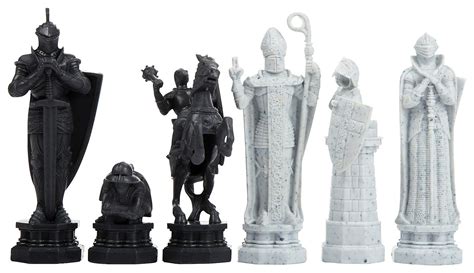 Harry potter chess set looks fantastic, and it is an exact copy of the game depicted in the first movie. harry potter wizard chess set - Google Search | Гарри ...