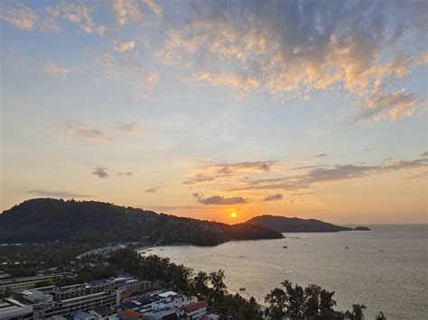 United 21 – Your Perfect Beachfront Destination in Phuket – Experience