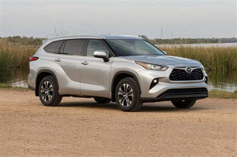 2020 Toyota Highlander Prices Reviews And Pictures Edmunds