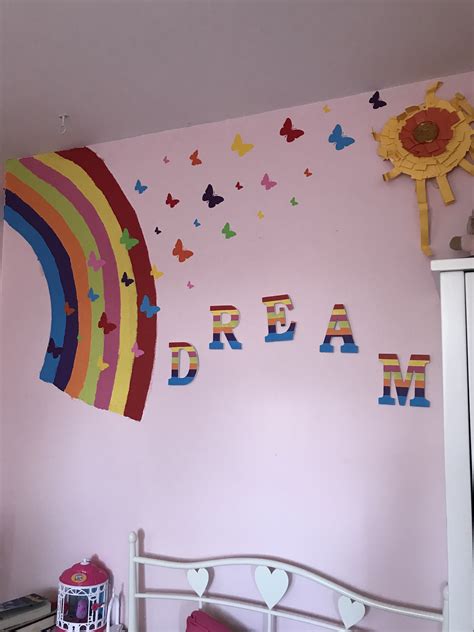 Görünümler 2,2 b8 aylar check out this video to see how to create a diy craft room rainbow decor, that is quick, cheap and. Pin by Katherine Hall on Rainbow room | Rainbow room, Home ...