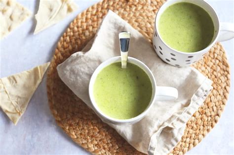 Broccoli-courgette soep Lekker en simpel