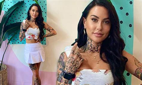 Bachelor In Paradises Jessica Brody Flaunts Her Trim And Tattooed