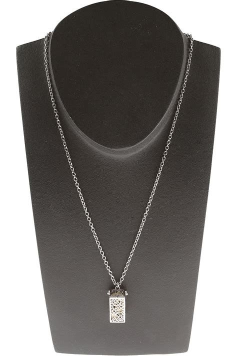 Stand out from the crowd thanks to this incredible staples. Bijoux homme Vivienne Westwood, Code produit: bp1195 ...
