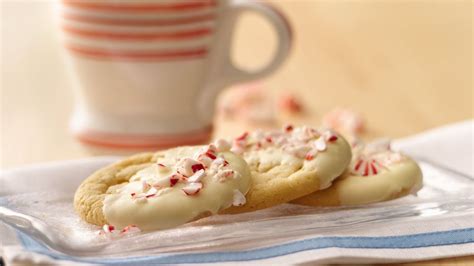 The cookies, which celebrate the 15th anniversary of elf, can be found at target, walmart, kroger, meijer, albertsons/safeway, and ahold/delhaize. Peppermint Crunch Sugar Cookies recipe from Pillsbury.com