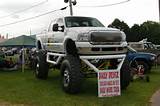 Pictures of Huge Ford Pickup Truck
