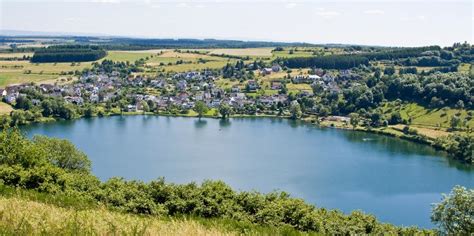 Dann sind sie bei uns genau richtig. Eifelmaar-Rundwanderung • Wanderung » Outdooractive.com