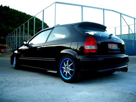 Maybe you would like to learn more about one of these? honda-civic-si-1999-hatchback.jpeg (800×600) | Honda civic ...